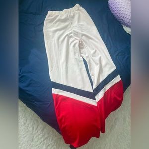 BooHoo Flared White, Black & Red Trousers Size US 4